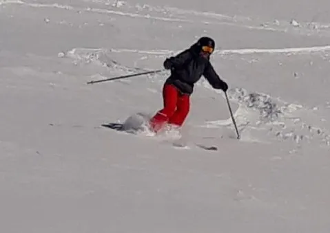 Lucy Skiing