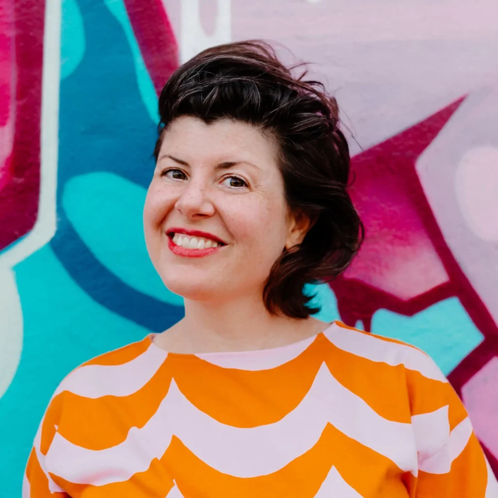Headshot of Anna Holtzman