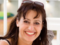 Headshot of Debbie